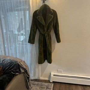 Elegant Olive faux fur teddy Jacket